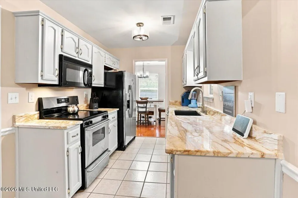 5285 Wildwood Drive Southaven, MS 38671