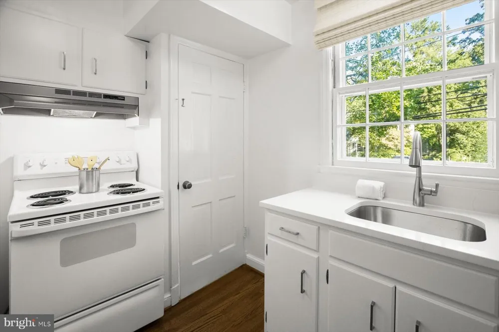 5920 WELBORN DRIVE Bethesda, MD 20816