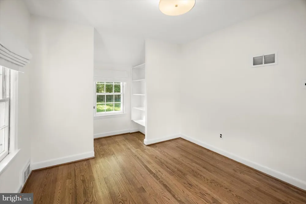 5920 WELBORN DRIVE Bethesda, MD 20816