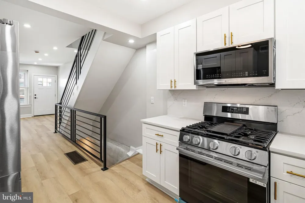 2040 FERNON STREET Philadelphia, PA 19145
