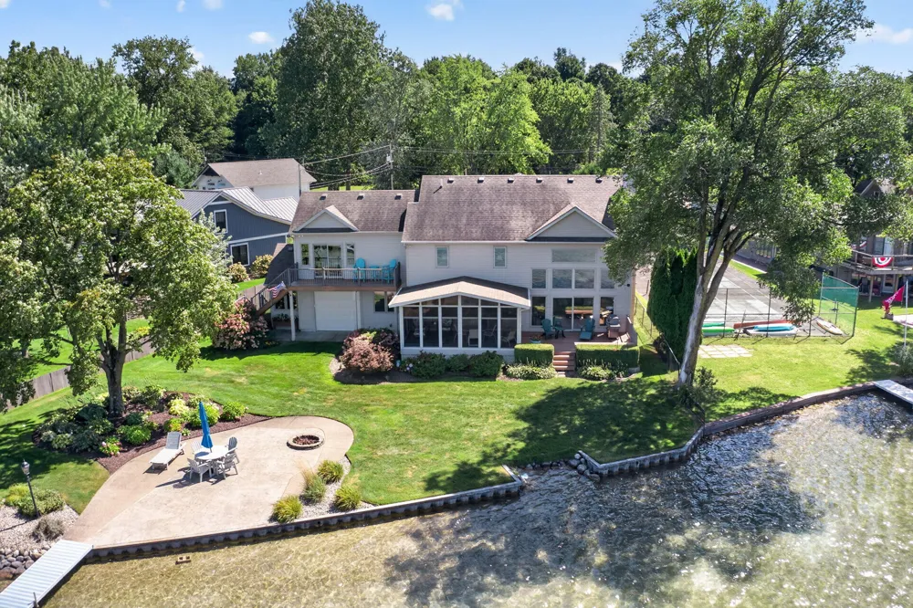 15172 Birch Lake Shore Drive Vandalia, MI 49095