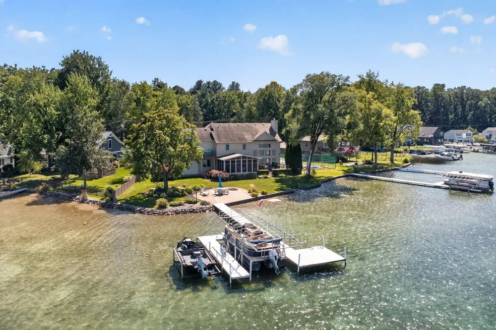 15172 Birch Lake Shore Drive Vandalia, MI 49095