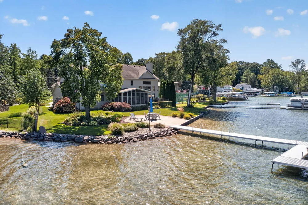 15172 Birch Lake Shore Drive Vandalia, MI 49095