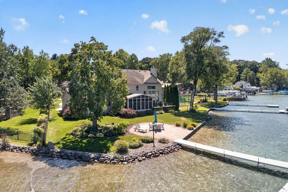 15172 Birch Lake Shore Drive Vandalia, MI 49095