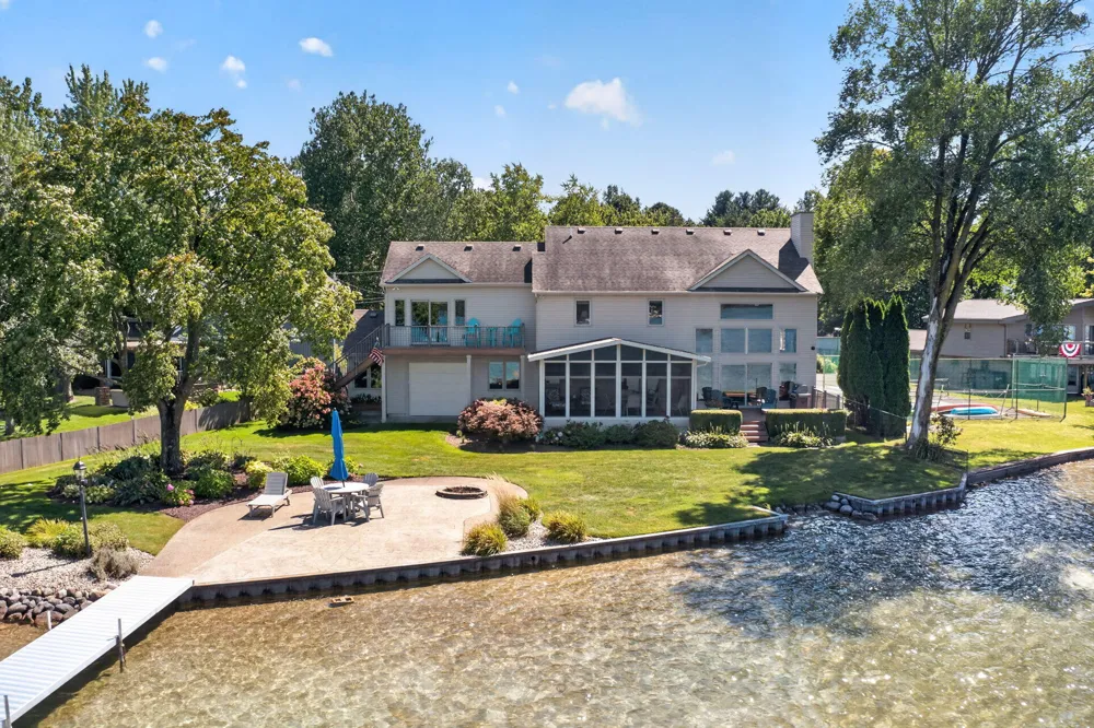 15172 Birch Lake Shore Drive Vandalia, MI 49095