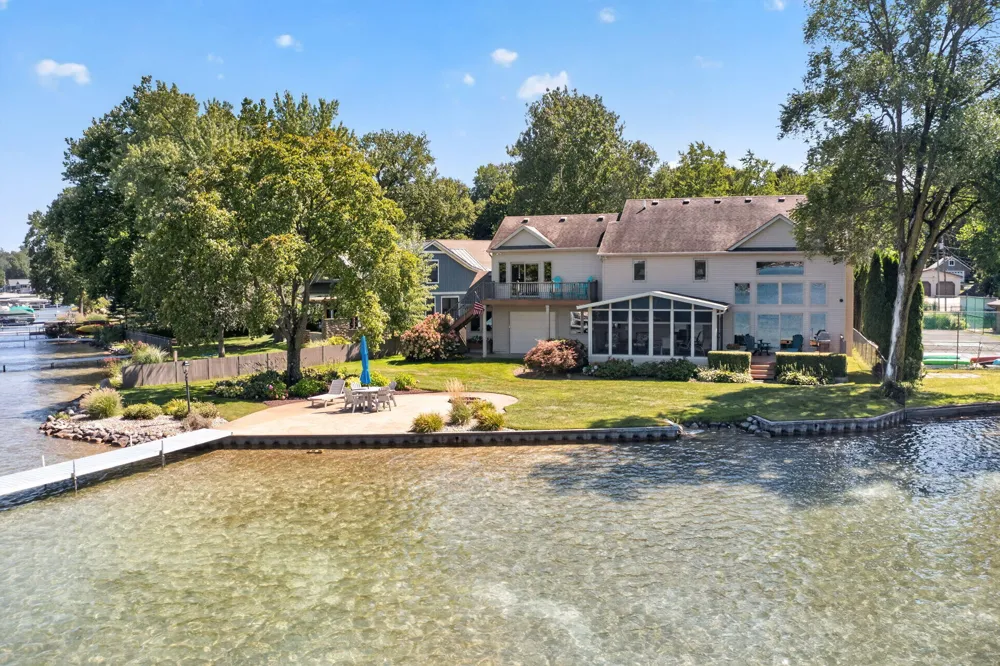15172 Birch Lake Shore Drive Vandalia, MI 49095