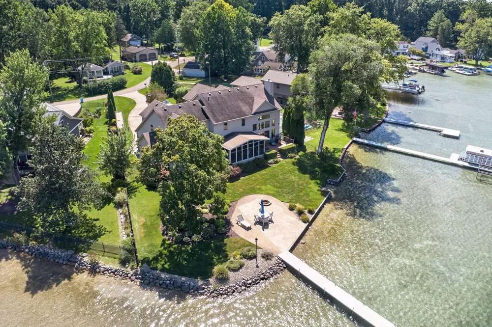 15172 Birch Lake Shore Drive Vandalia, MI 49095