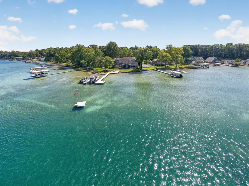 15172 Birch Lake Shore Drive Vandalia, MI 49095