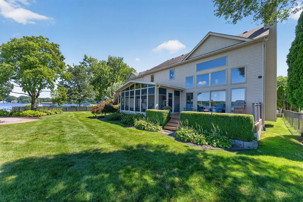15172 Birch Lake Shore Drive Vandalia, MI 49095