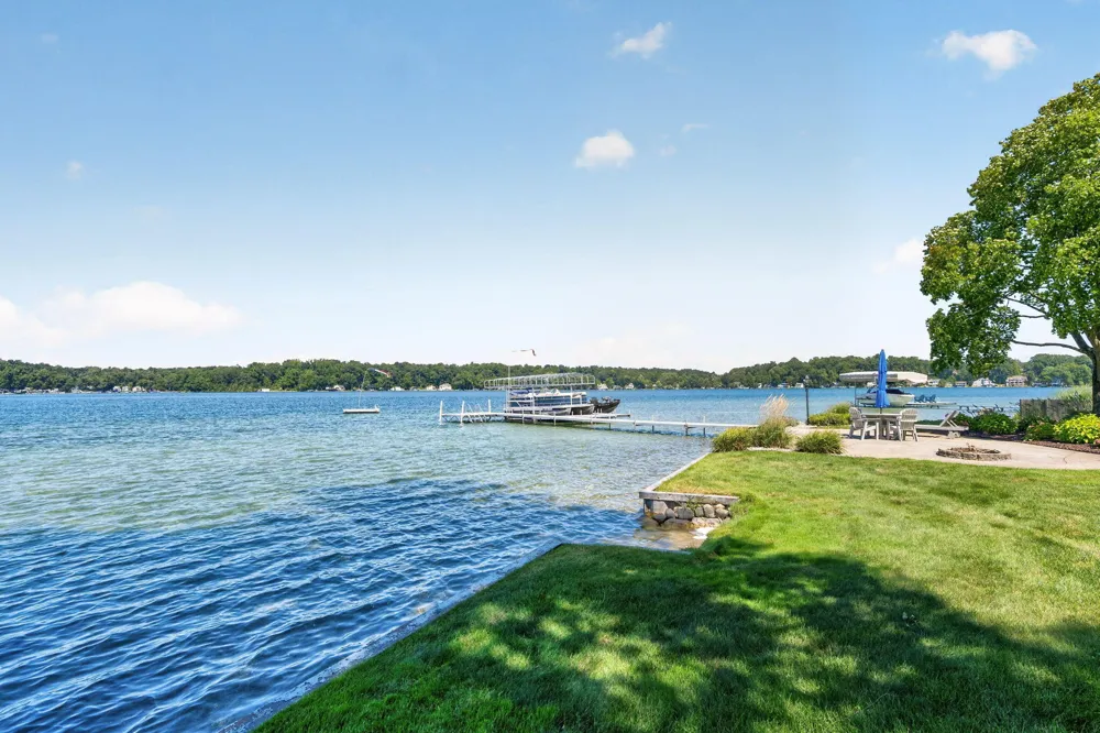 15172 Birch Lake Shore Drive Vandalia, MI 49095