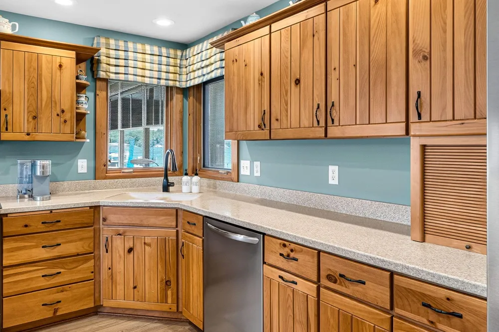 15172 Birch Lake Shore Drive Vandalia, MI 49095