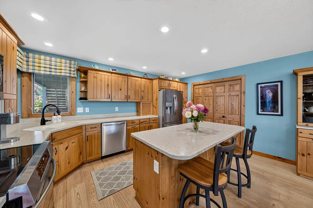 15172 Birch Lake Shore Drive Vandalia, MI 49095