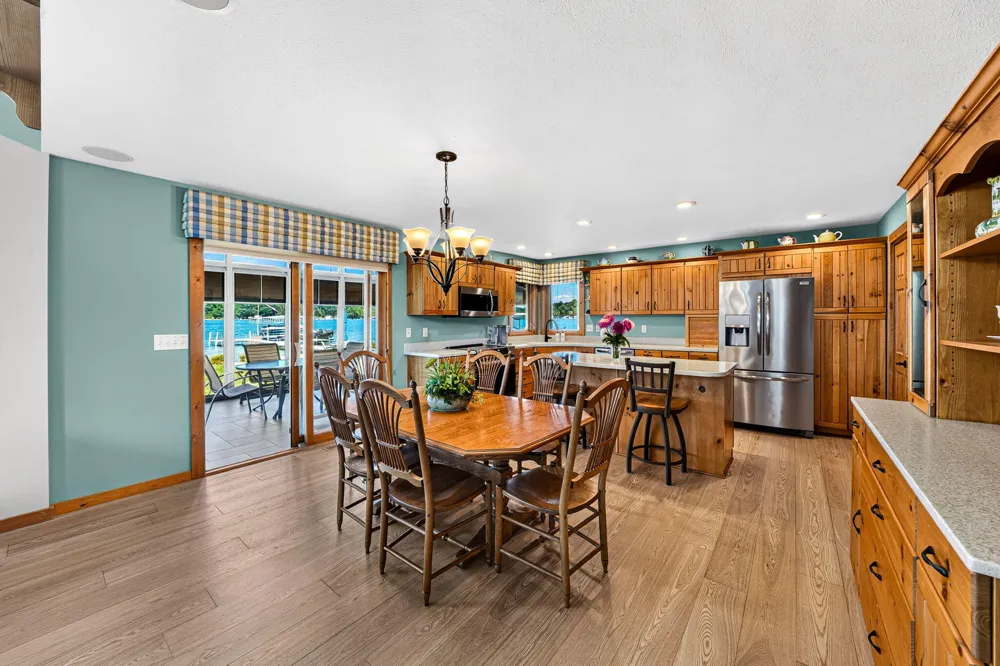 15172 Birch Lake Shore Drive Vandalia, MI 49095