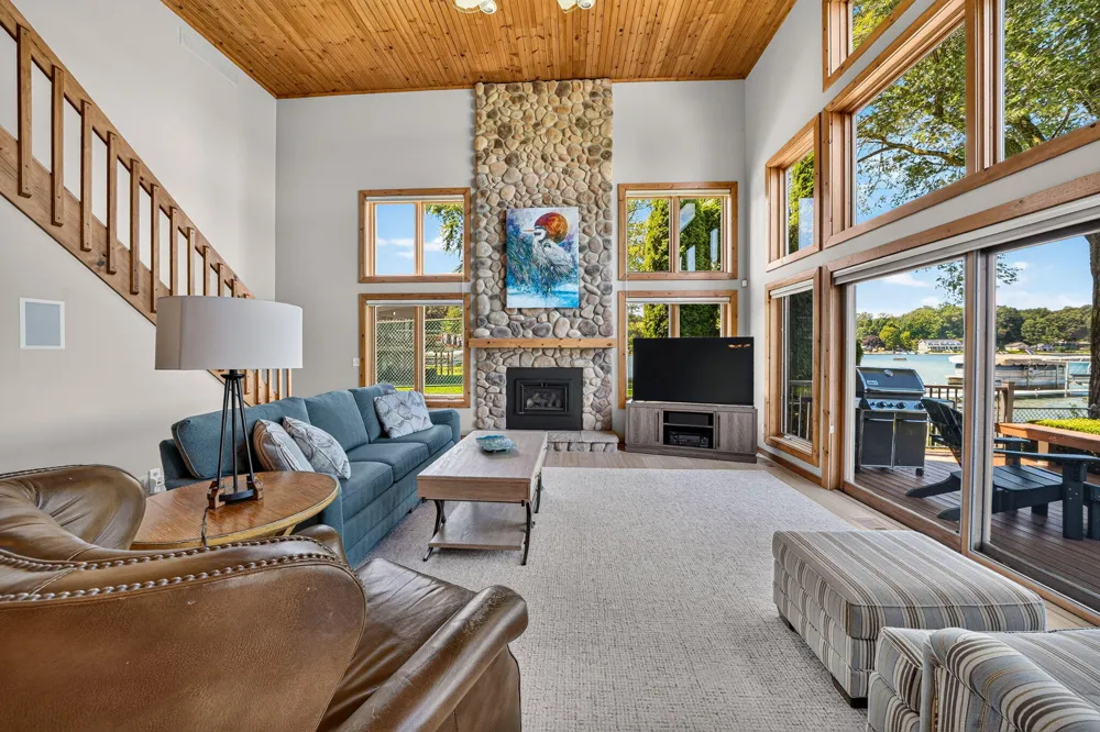 15172 Birch Lake Shore Drive Vandalia, MI 49095