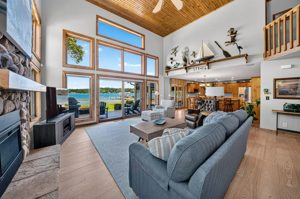 15172 Birch Lake Shore Drive Vandalia, MI 49095