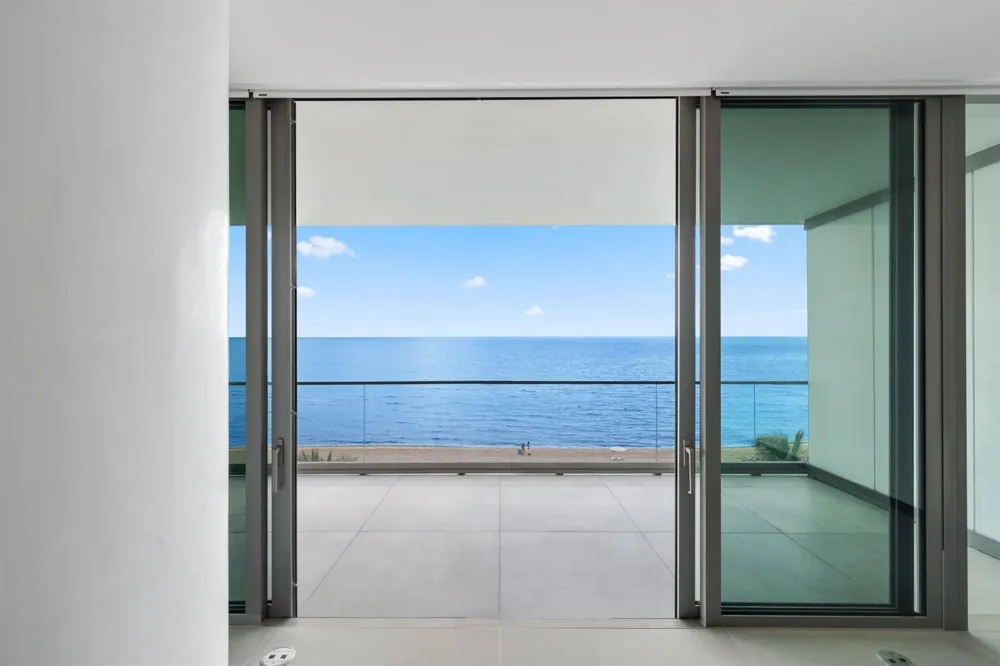 2000 S OCEAN DRIVE #5A Hallandale Beach, FL 33009