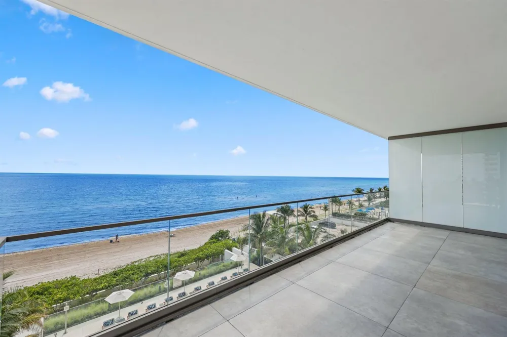 2000 S OCEAN DRIVE #5A Hallandale Beach, FL 33009