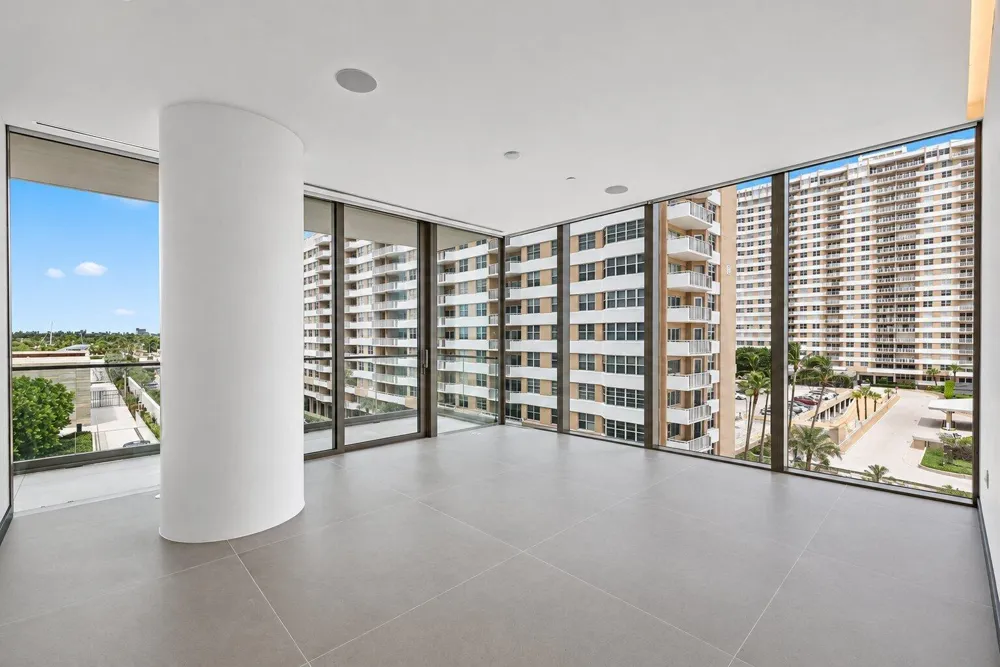 2000 S OCEAN DRIVE #5A Hallandale Beach, FL 33009