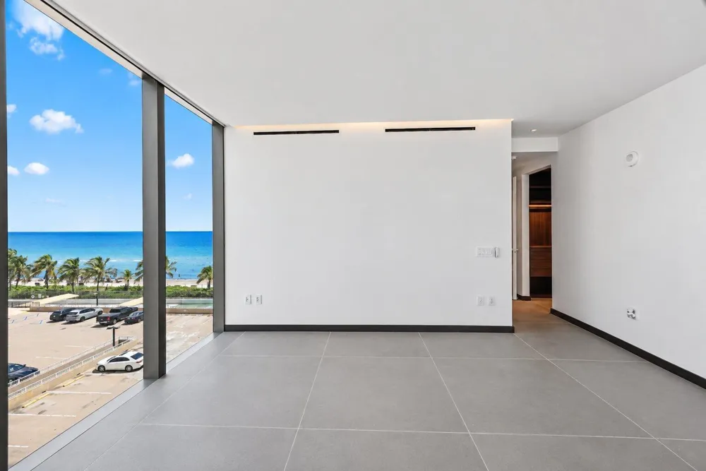 2000 S OCEAN DRIVE #5A Hallandale Beach, FL 33009