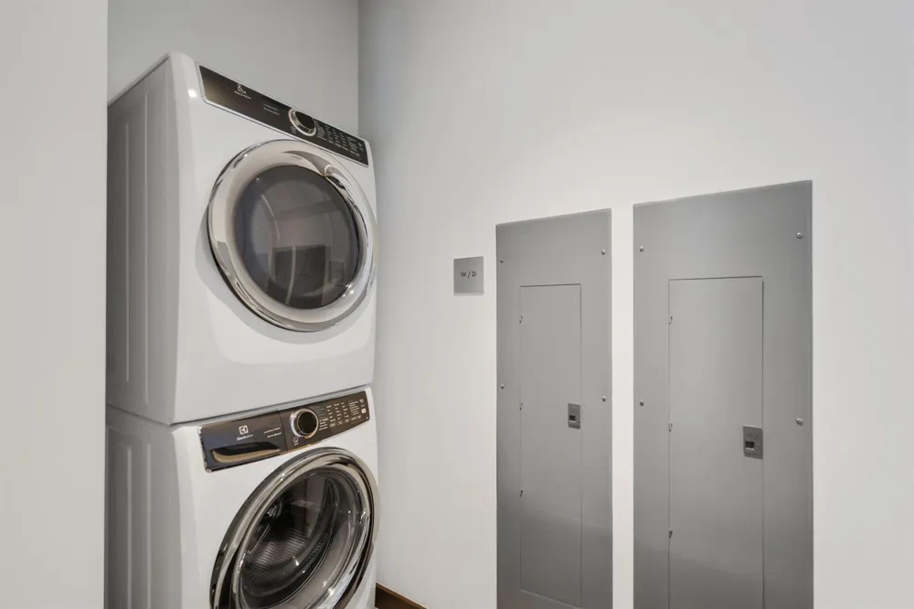 2000 S OCEAN DRIVE #5A Hallandale Beach, FL 33009