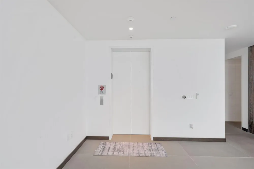 2000 S OCEAN DRIVE #5A Hallandale Beach, FL 33009