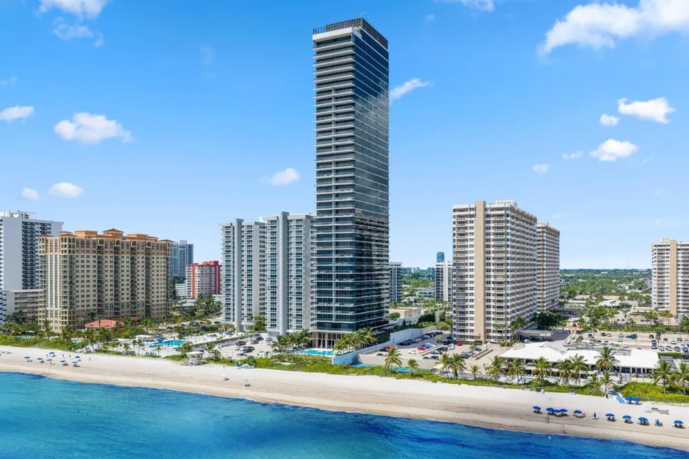 2000 S OCEAN DRIVE #5A Hallandale Beach, FL 33009
