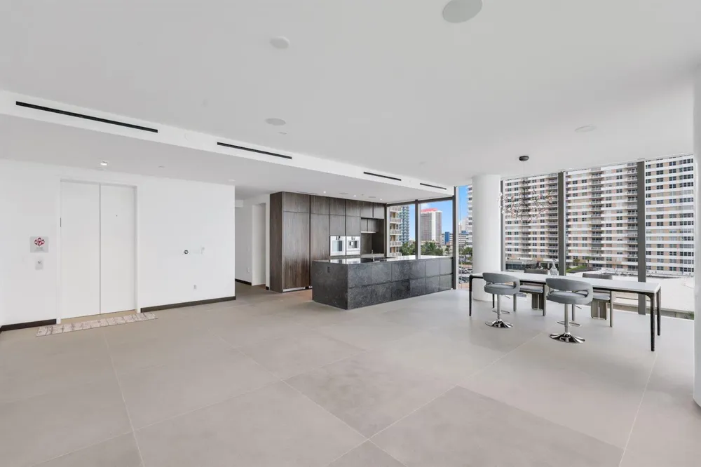 2000 S OCEAN DRIVE #5A Hallandale Beach, FL 33009
