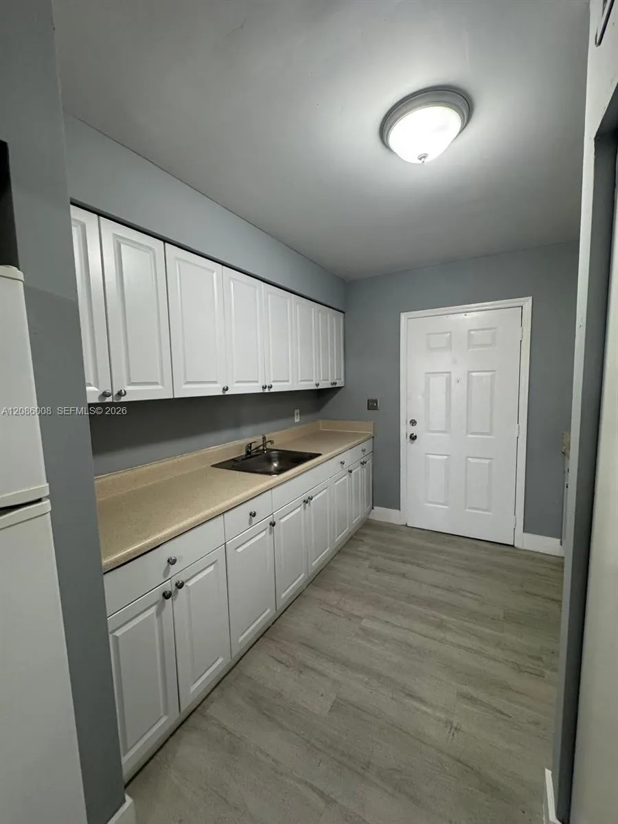 2920 Pierce St #2 Hollywood, FL 33020