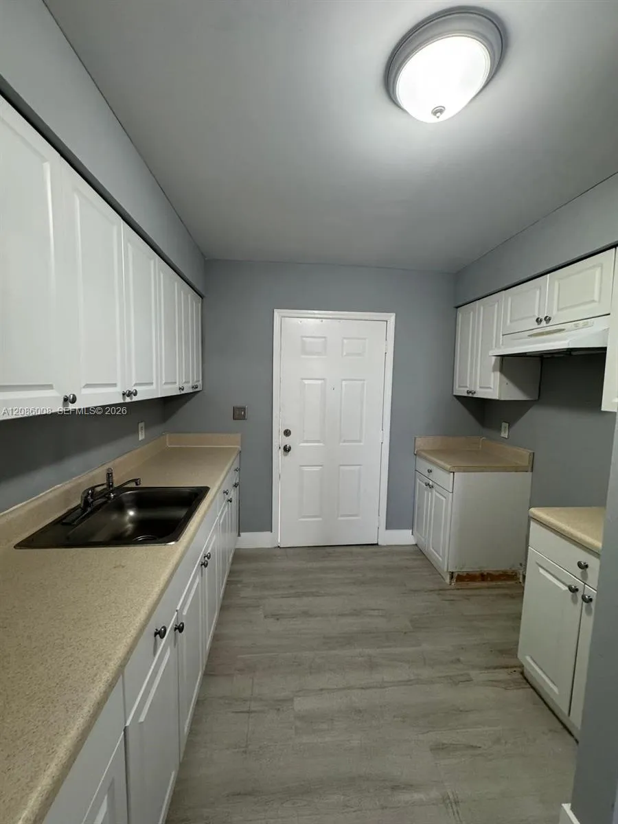 2920 Pierce St #2 Hollywood, FL 33020