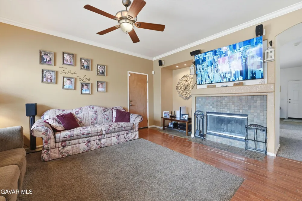 3153 E Avenue K 2 Lancaster, CA 93535