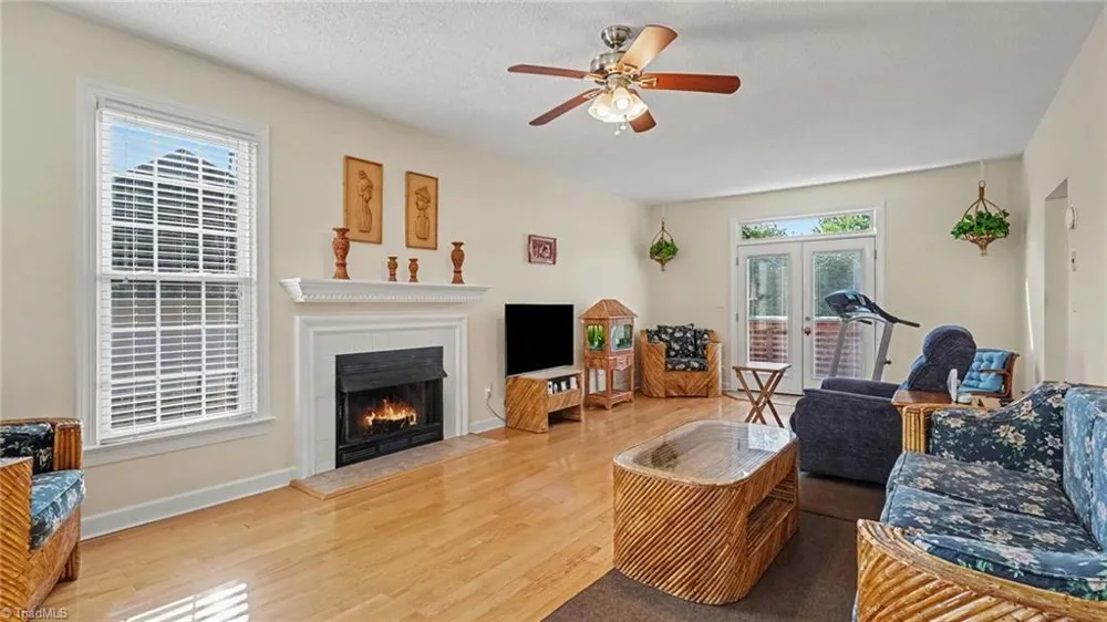 4315 Chilton Way High Point, NC 27265