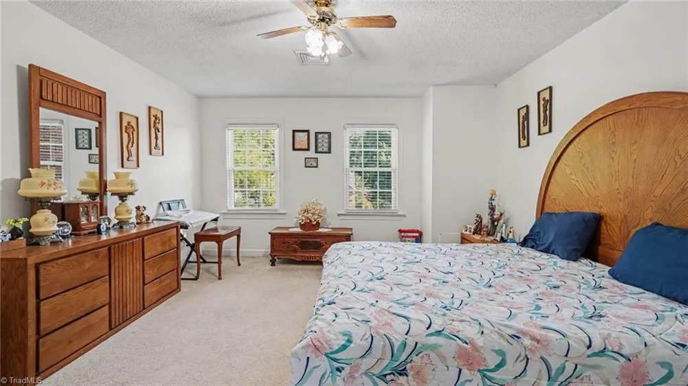 4315 Chilton Way High Point, NC 27265