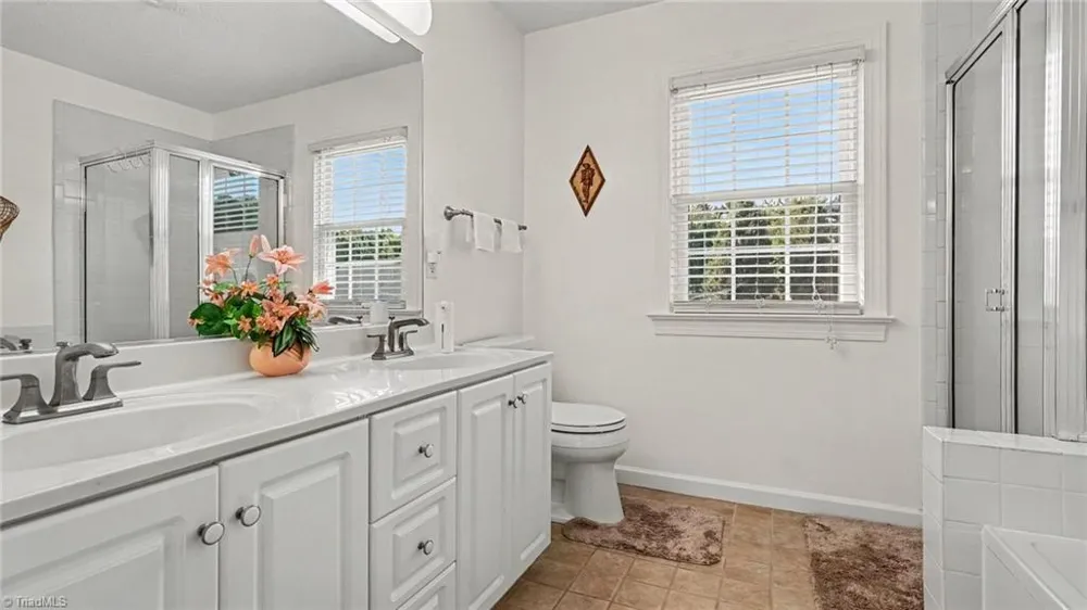 4315 Chilton Way High Point, NC 27265