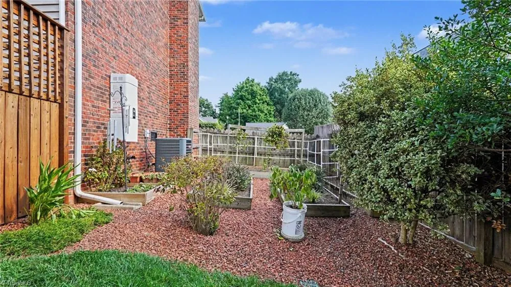 4315 Chilton Way High Point, NC 27265