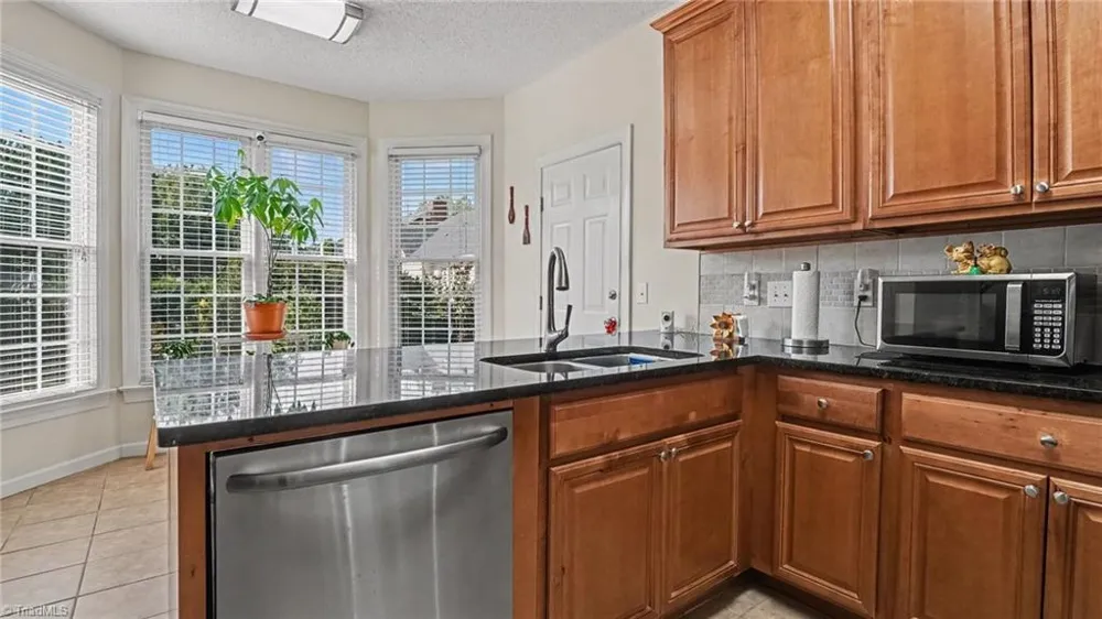 4315 Chilton Way High Point, NC 27265
