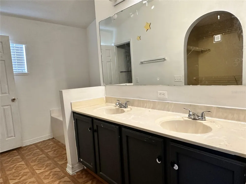 2013 HONEYBELL AVENUE Haines City, FL 33844
