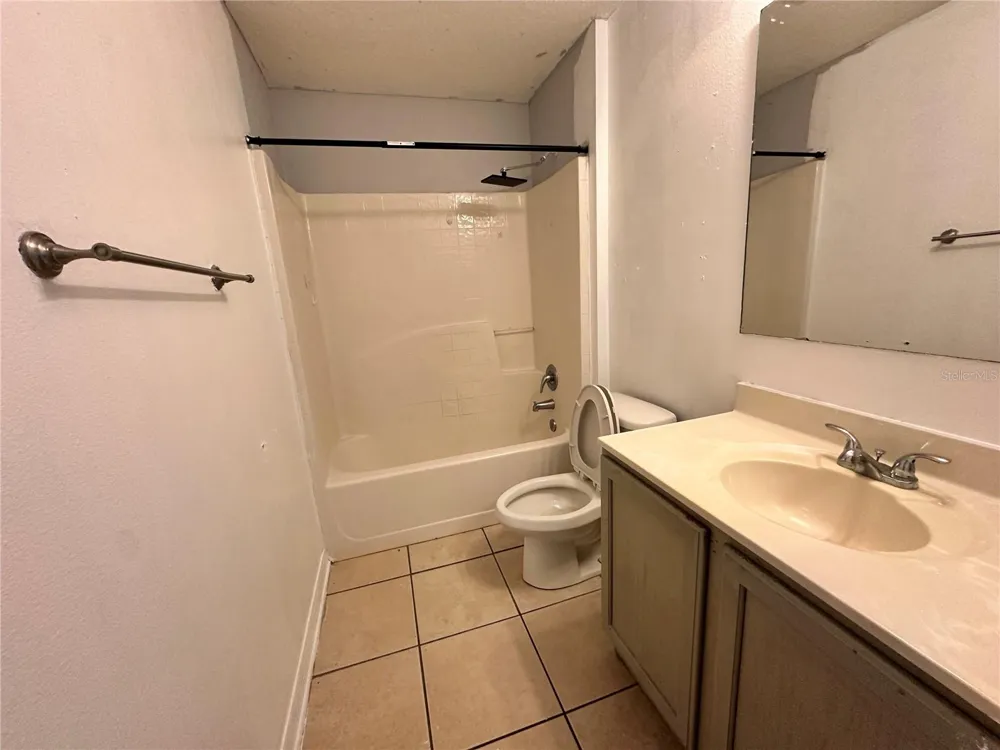 2013 HONEYBELL AVENUE Haines City, FL 33844