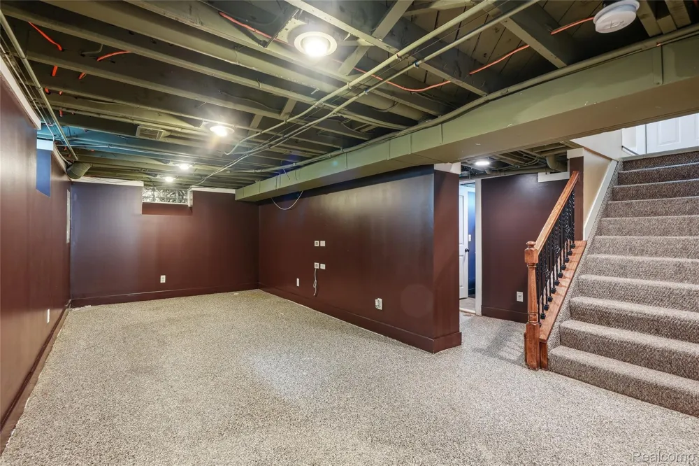 1223 Greenleaf Drive Royal Oak City, MI 48067