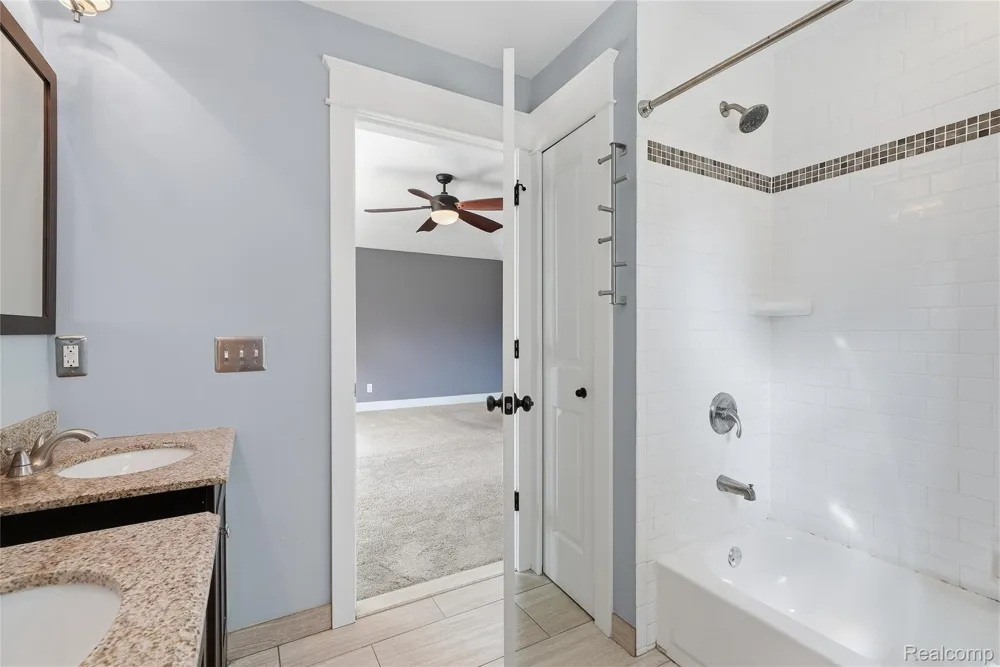 1223 Greenleaf Drive Royal Oak City, MI 48067