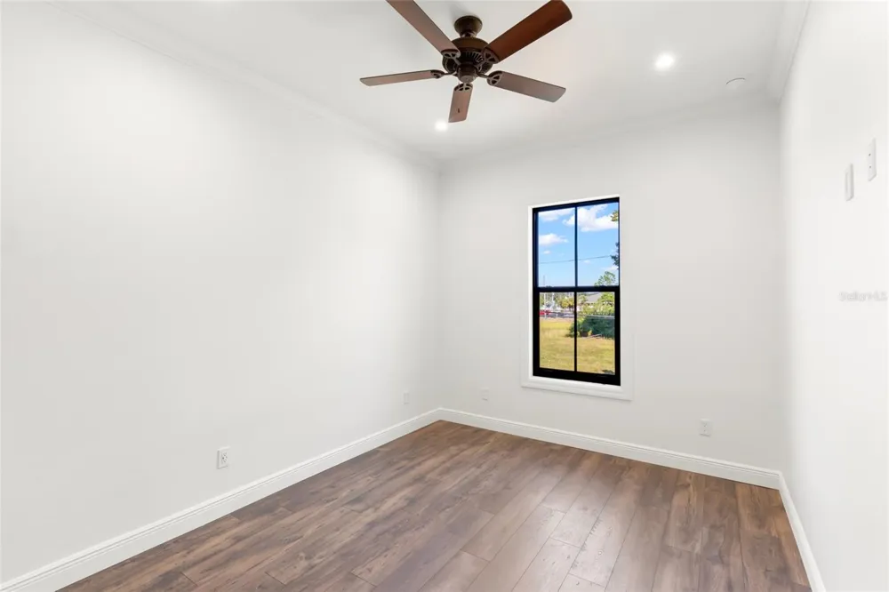 1121A ORANGE AVENUE Dunedin, FL 34698