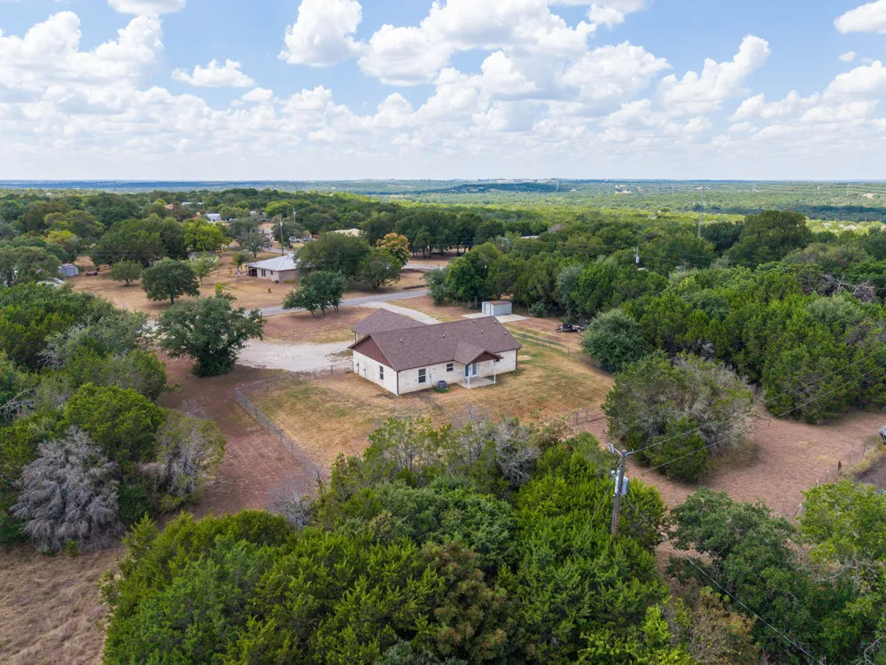 534 County Road 3081 Lampasas, TX 76550