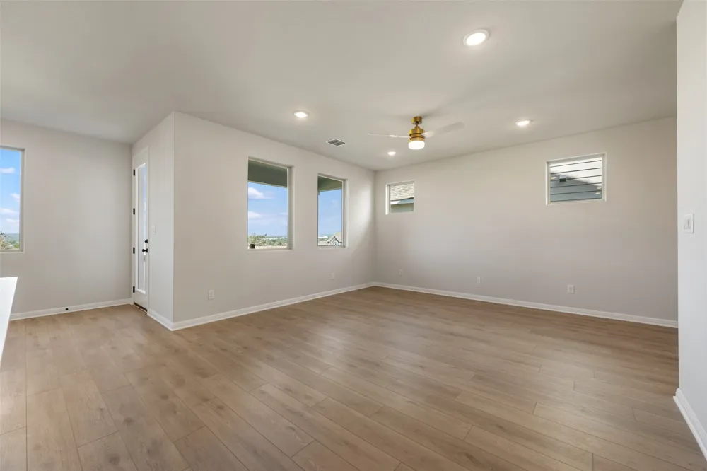 204 Clover Bend Liberty Hill, TX 78642