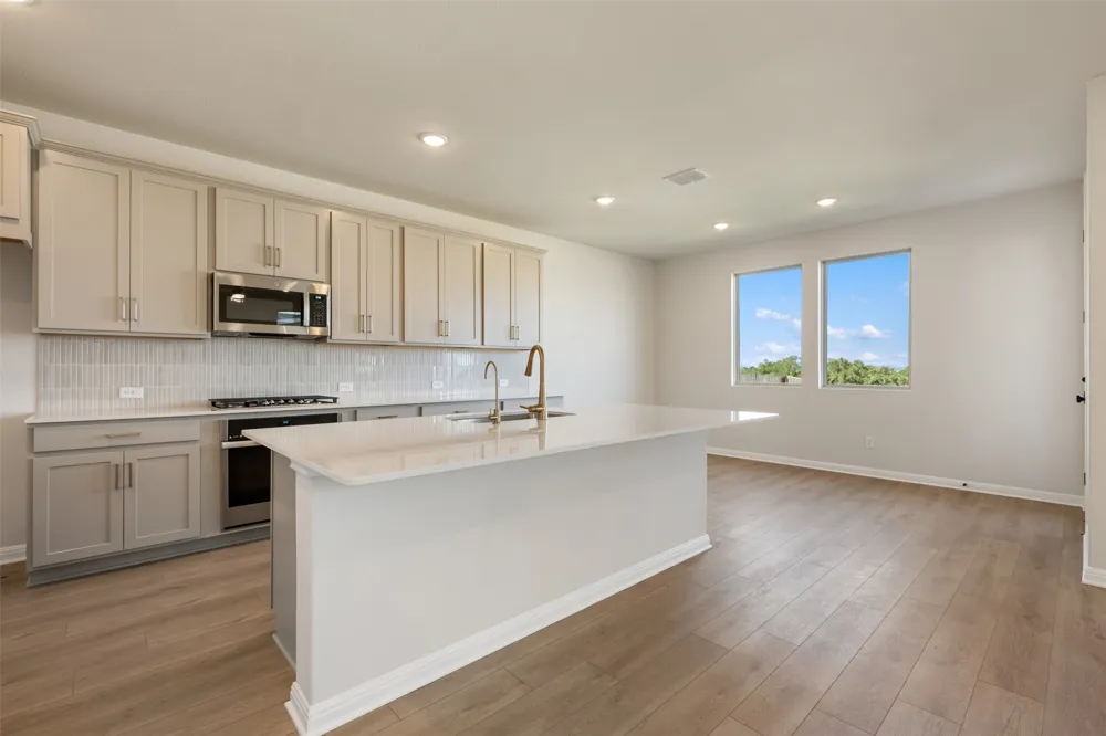204 Clover Bend Liberty Hill, TX 78642