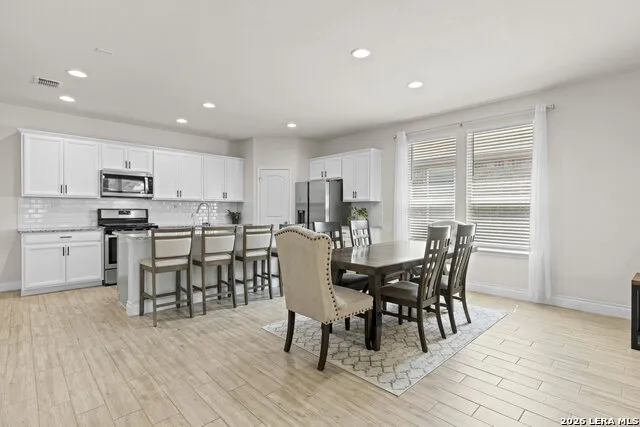 337 Aberdeen Boerne, TX 78015