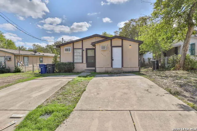1418 Avant Unit 2 San Antonio, TX 78210