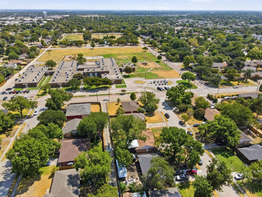 433 La Salle Drive Richardson, TX 75081