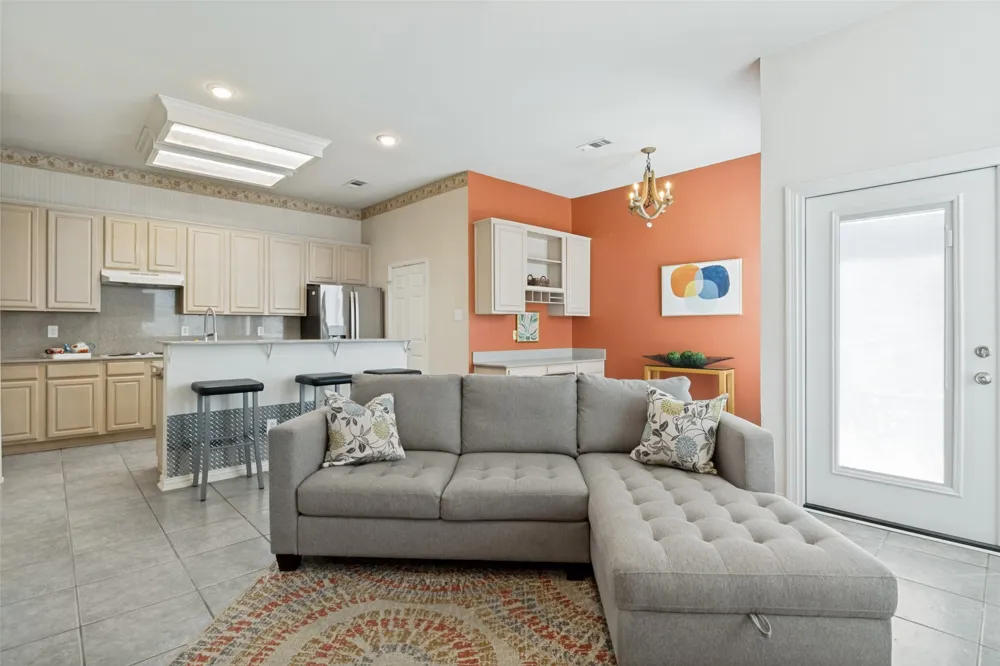 18728 Flatstone Court Dallas, TX 75252
