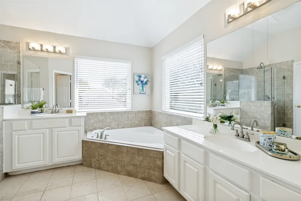 18728 Flatstone Court Dallas, TX 75252