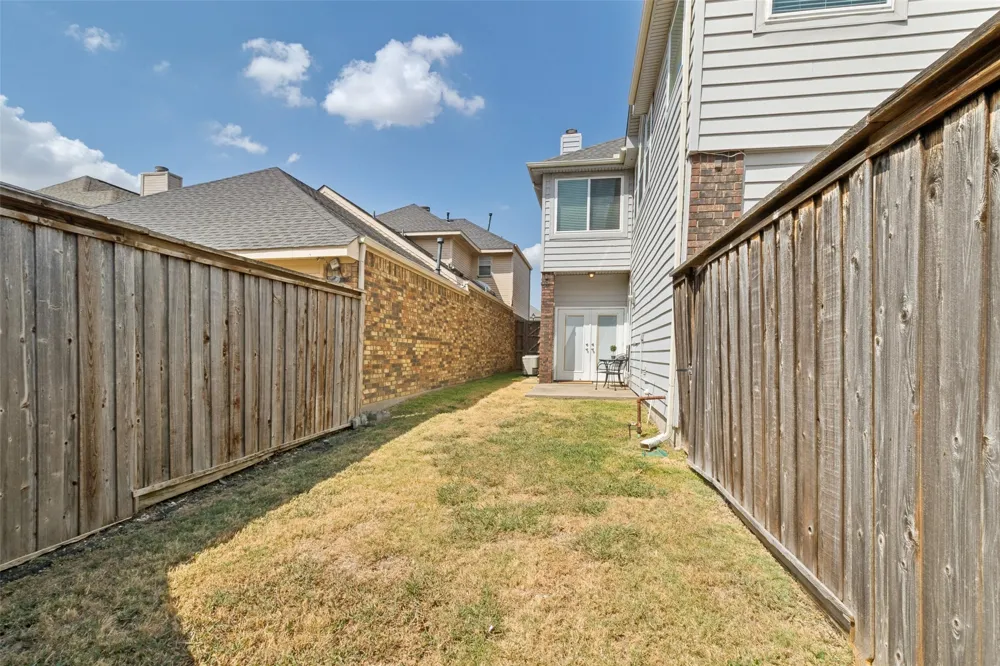 18728 Flatstone Court Dallas, TX 75252
