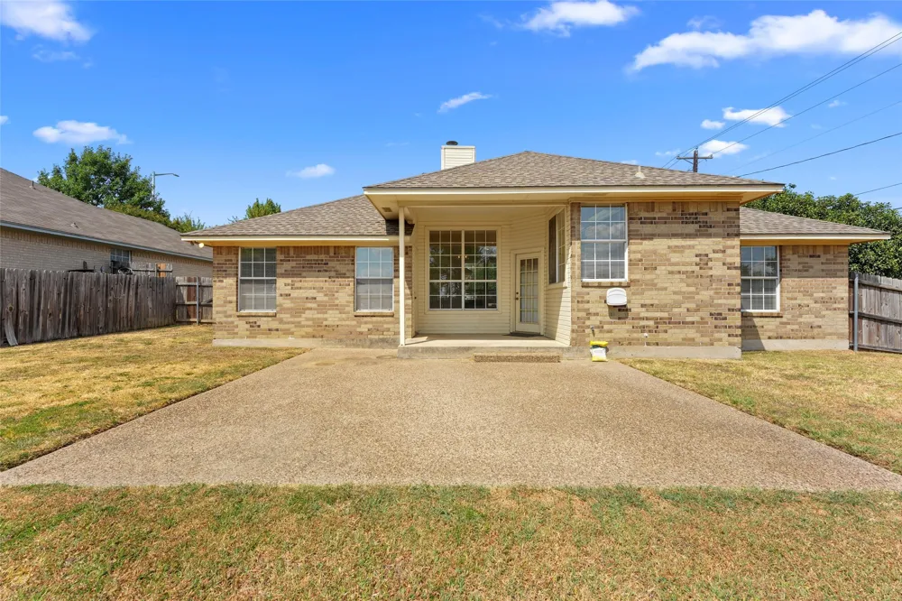 419 Strata Drive Denton, TX 76201